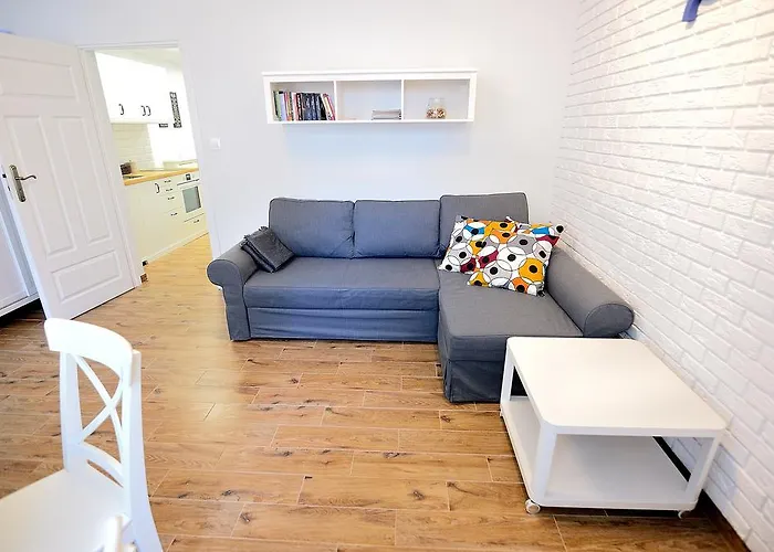 Victus Apartamenty, Askja